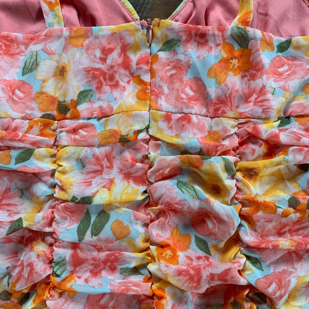 Floral Mini Dress - Picture 6 of 7